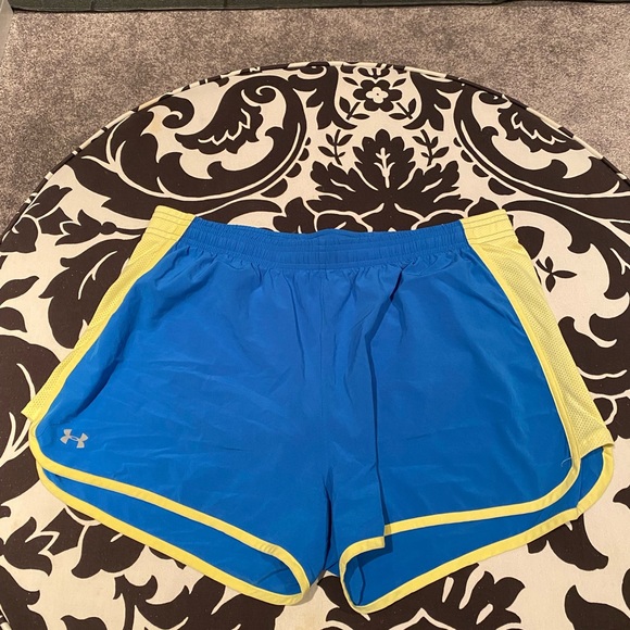 Under Armour Lined Shorts - Picture 1 of 6